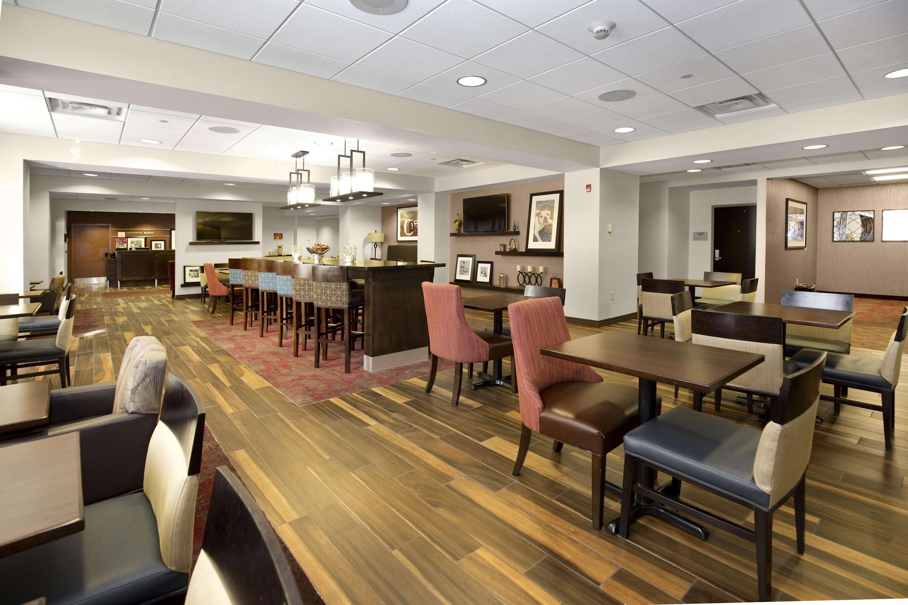 Hampton Inn Butler Exterior foto